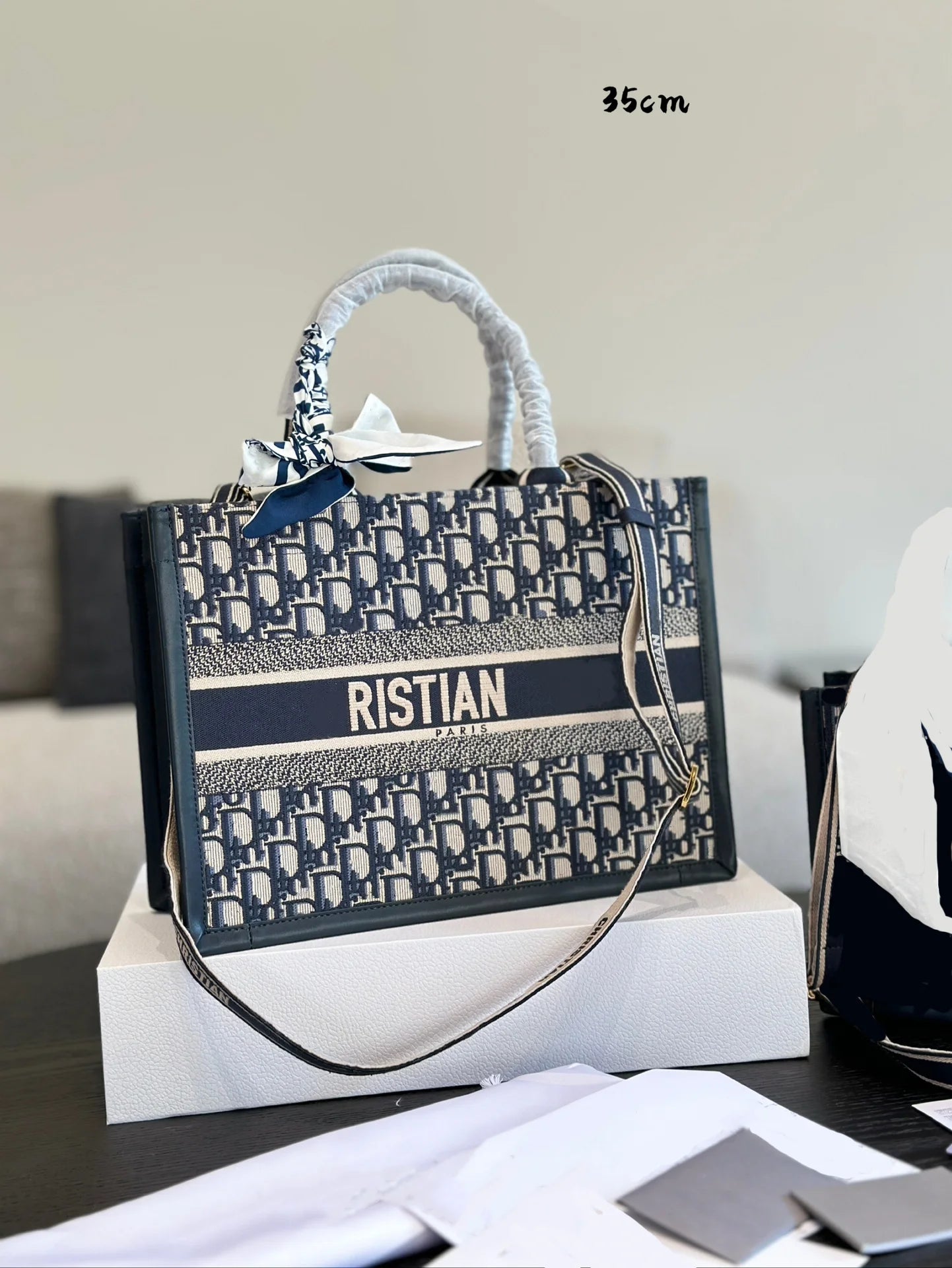 Large Capacity Premium 2025 Fashion Handbag New Shopping Bag