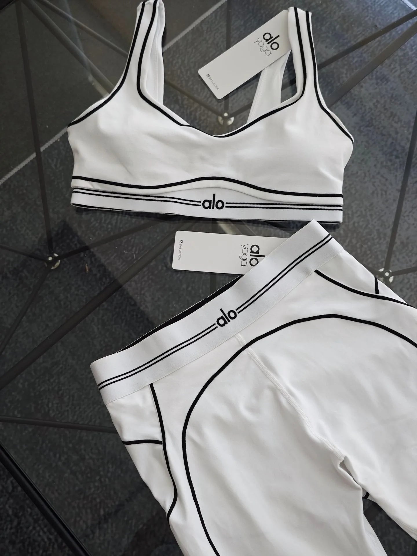 ALO Yoga Seamless Training Suit Set Skin-friendly Fabric Pilates