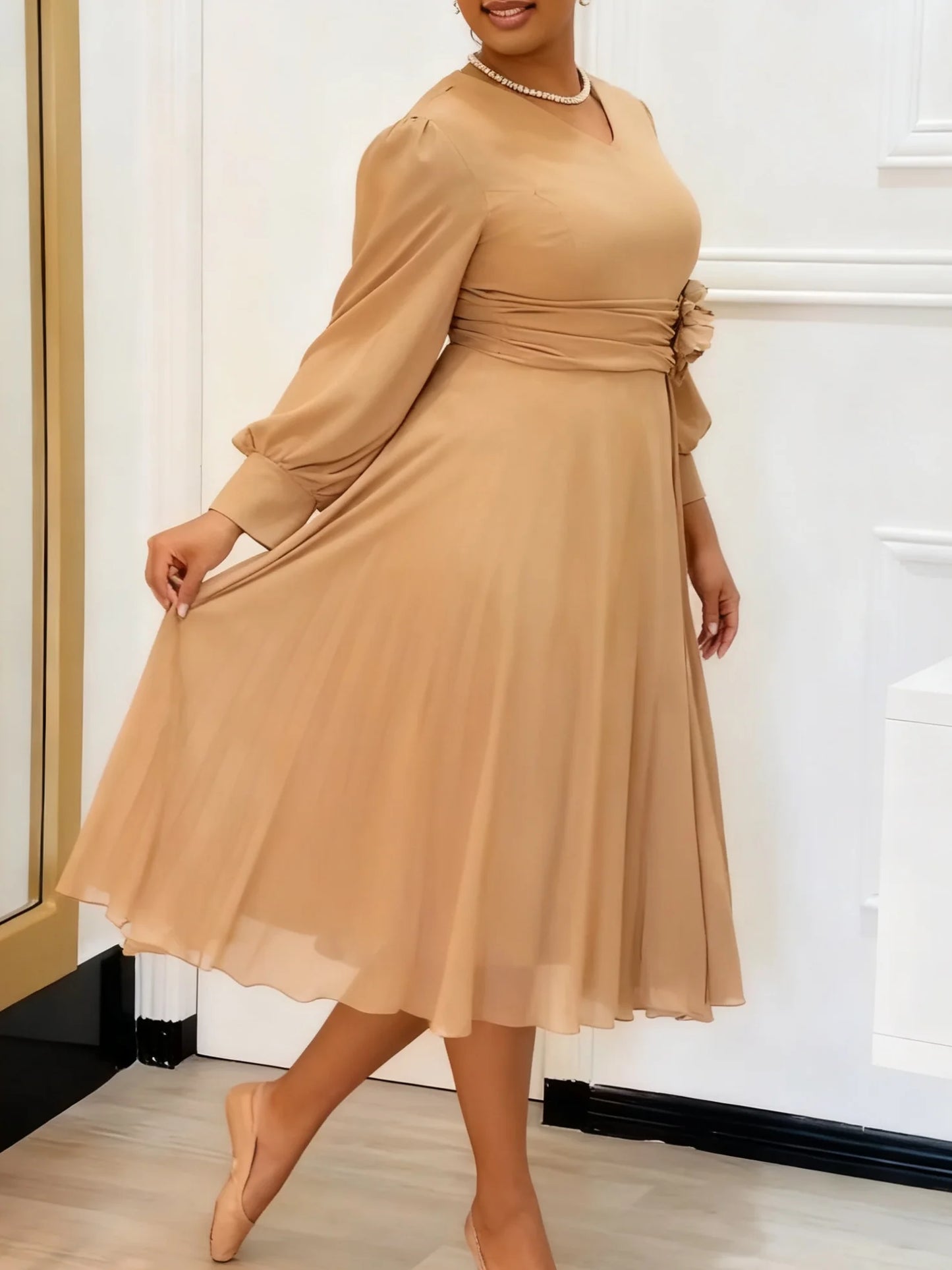 Ladies V-neck bridesmaid dress, pleated formal A-line dress, wedding bridesmaid dress