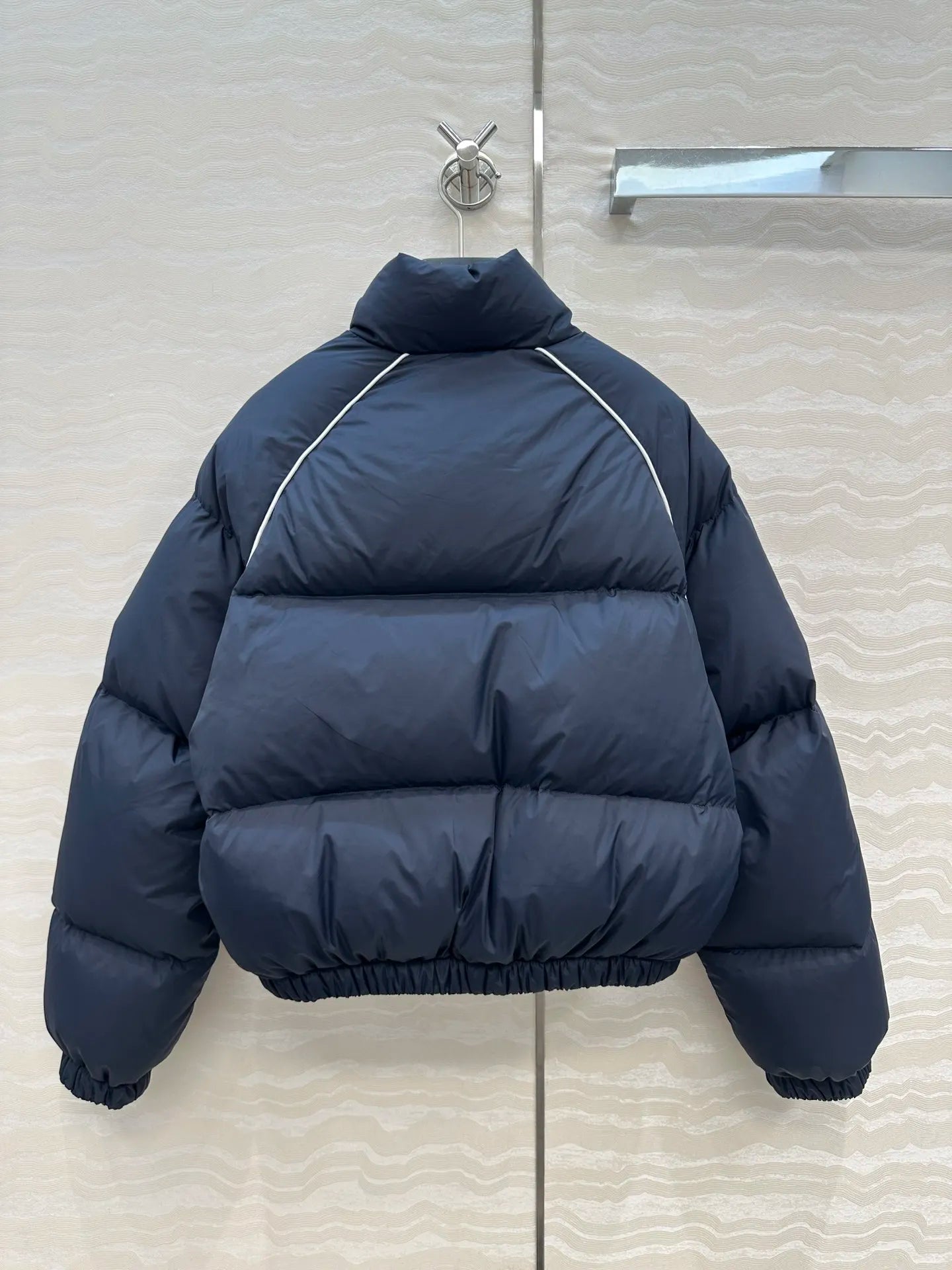 2025 New Design Embroidered Down Jacket Coat Women's L17