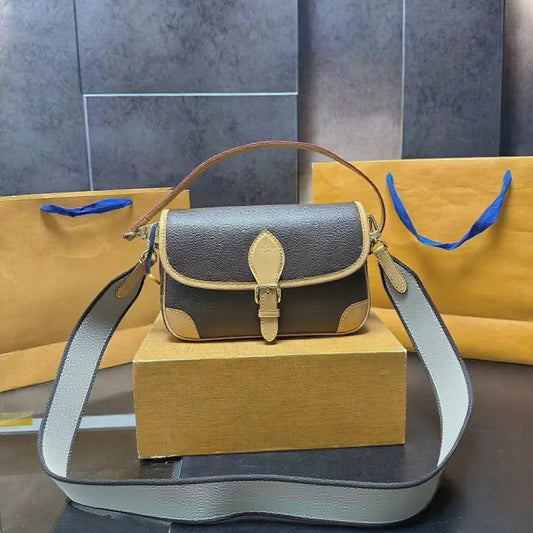 Elegant Old Style Textured Handbag Crossbody Bag For Women