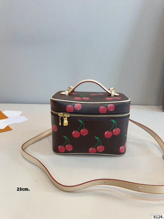 Elegant Cosmetic Bag Travel Organizer Large Capacity Tote