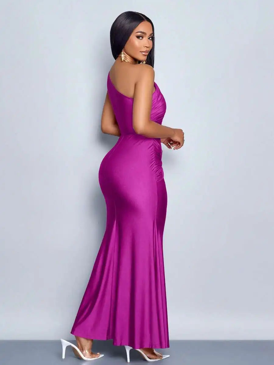 Women's Solid Color Hollow Asymmetric Neck Metal Decorated Bodycon Dress