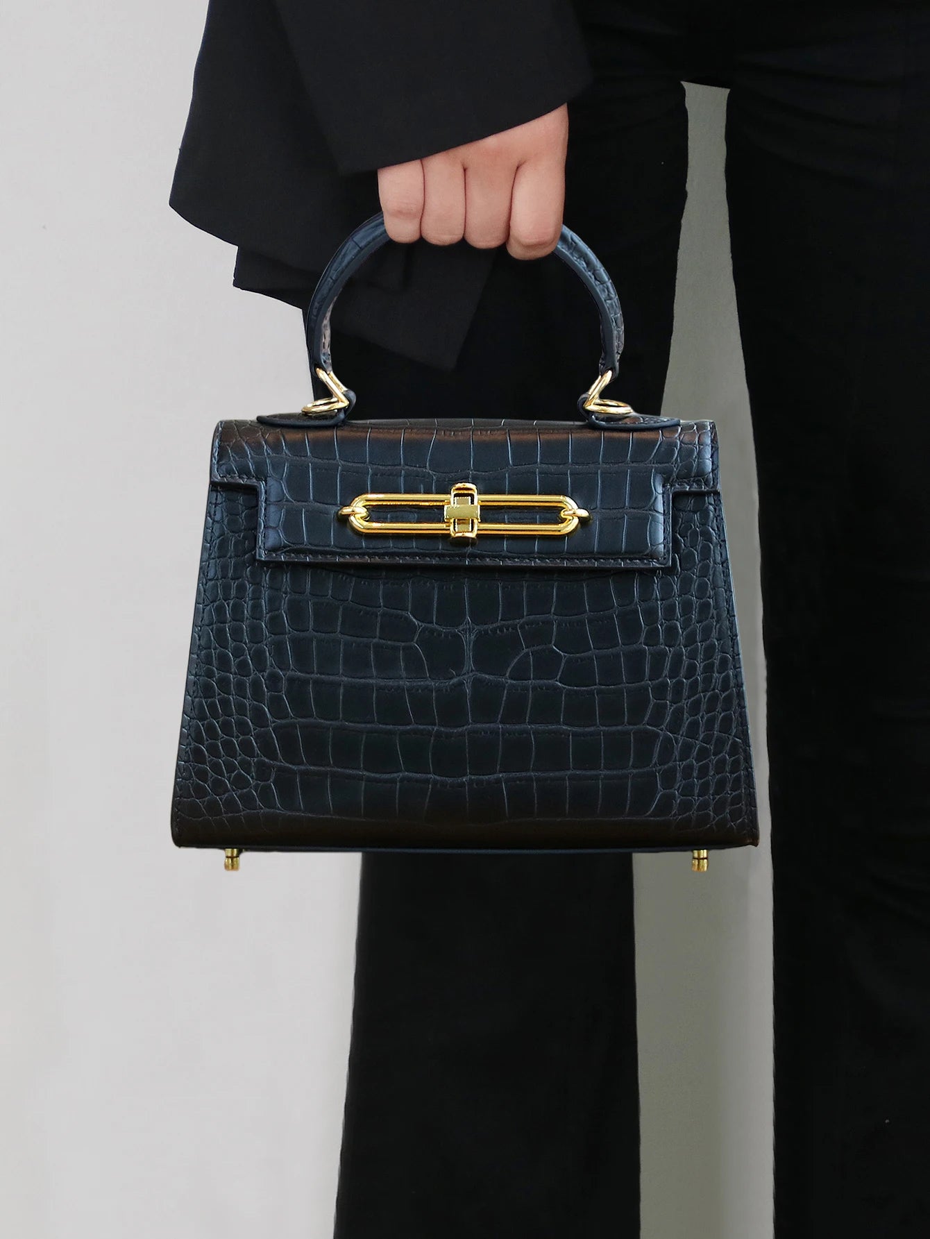 2026 high-end portable fashion handbag temperament bag crocodile pattern handbag