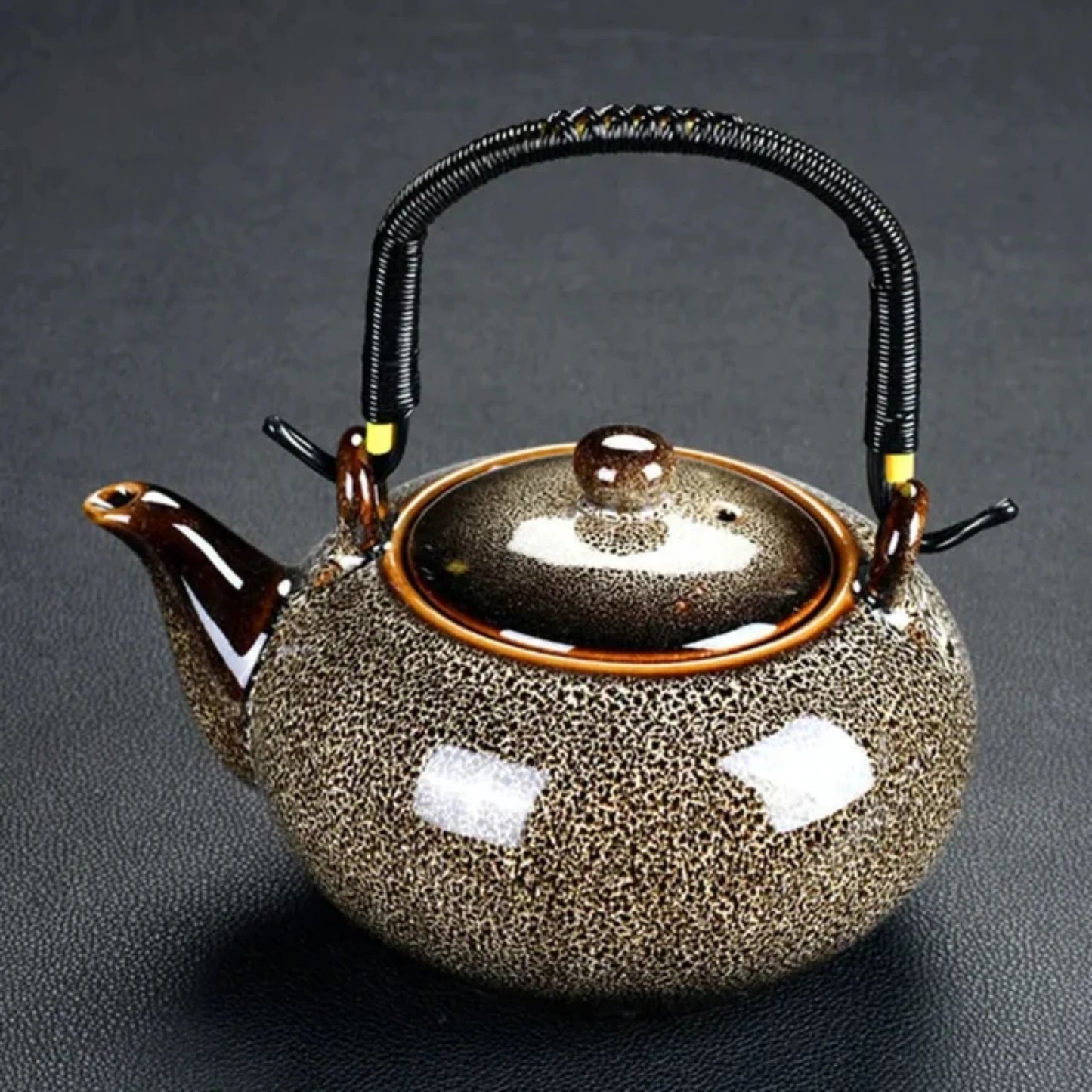 Large Capacity 700ml Ceramics Teapot with Infusers, Ideal for Puer Tea and Coffee, Elegant Tea Cup Set, High-Quality Coffeeware