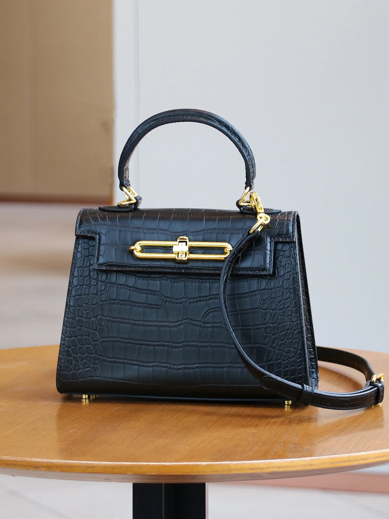 2026 high-end portable fashion handbag temperament bag crocodile pattern handbag