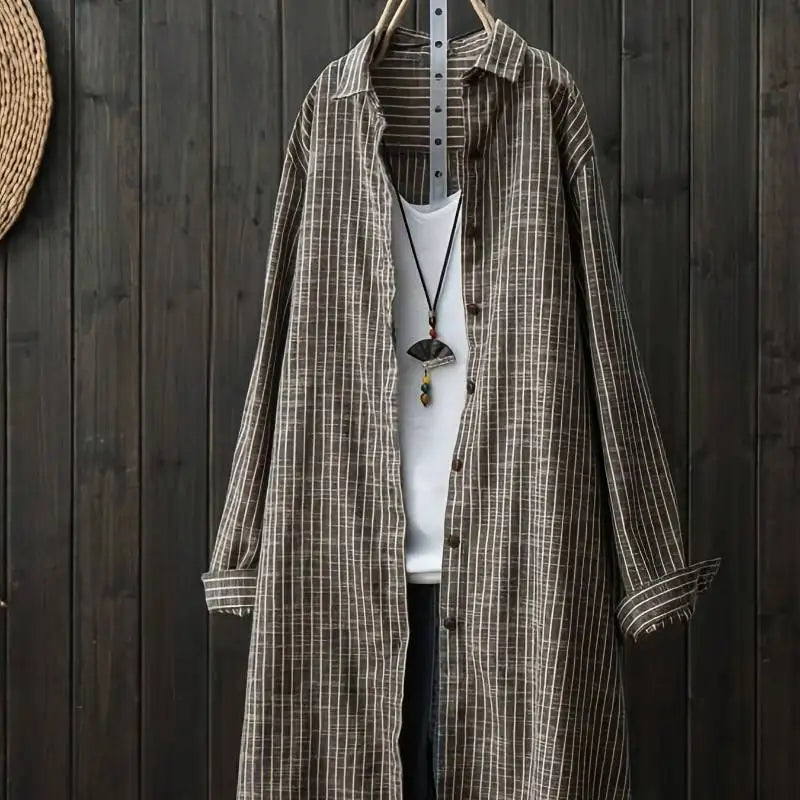 Plus-Size Artistic Striped Pocket Shirt Midi Fit Long Sleeve Versatile Outerwear for Women