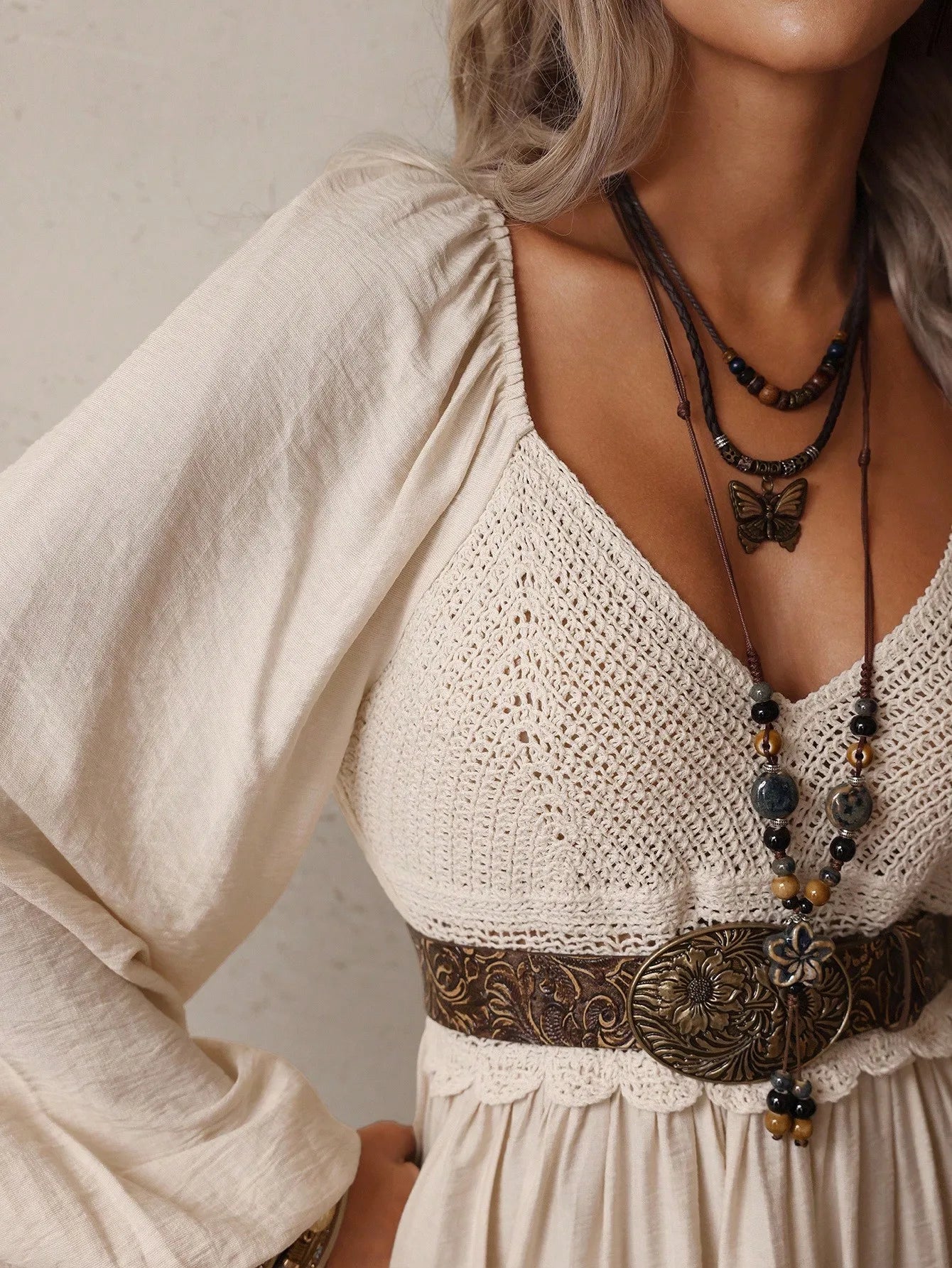 Women's Vintage Apricot Fashionable V-Neck Hollow Crochet Patchwork Long Sleeve