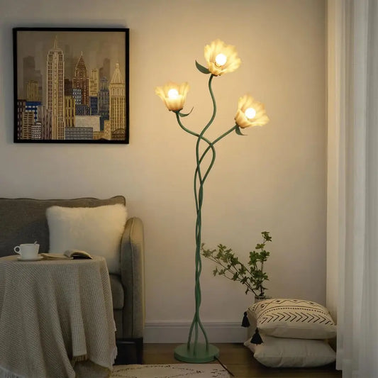 Three Heads Flower Corner Floor Lamp With Adjustable Gooseneck