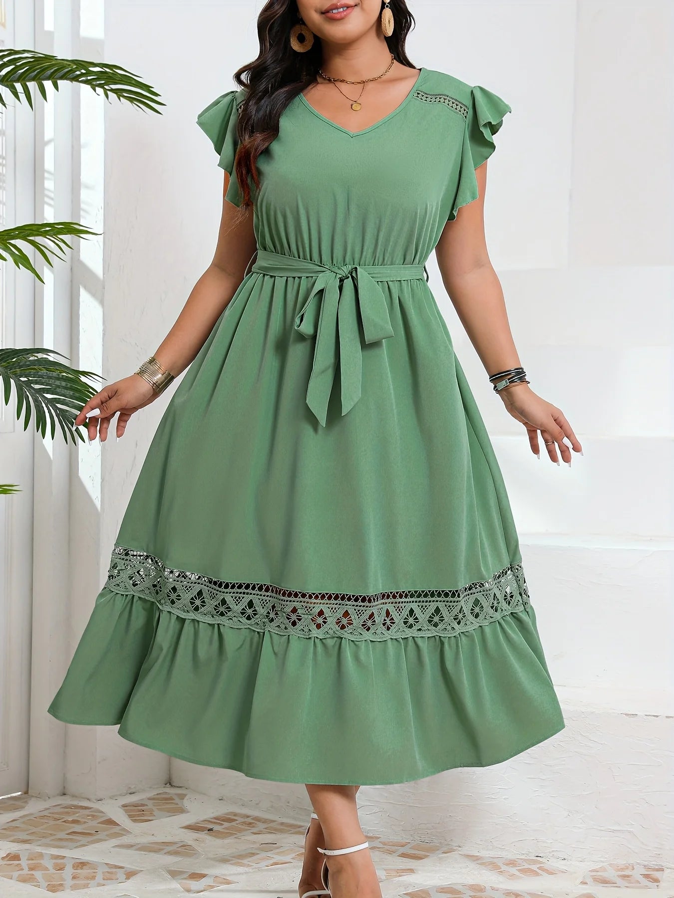 Plus Size Elegant Floral Print Midi Dress For Women - V-Neck Ruffled Sleeves With Belt